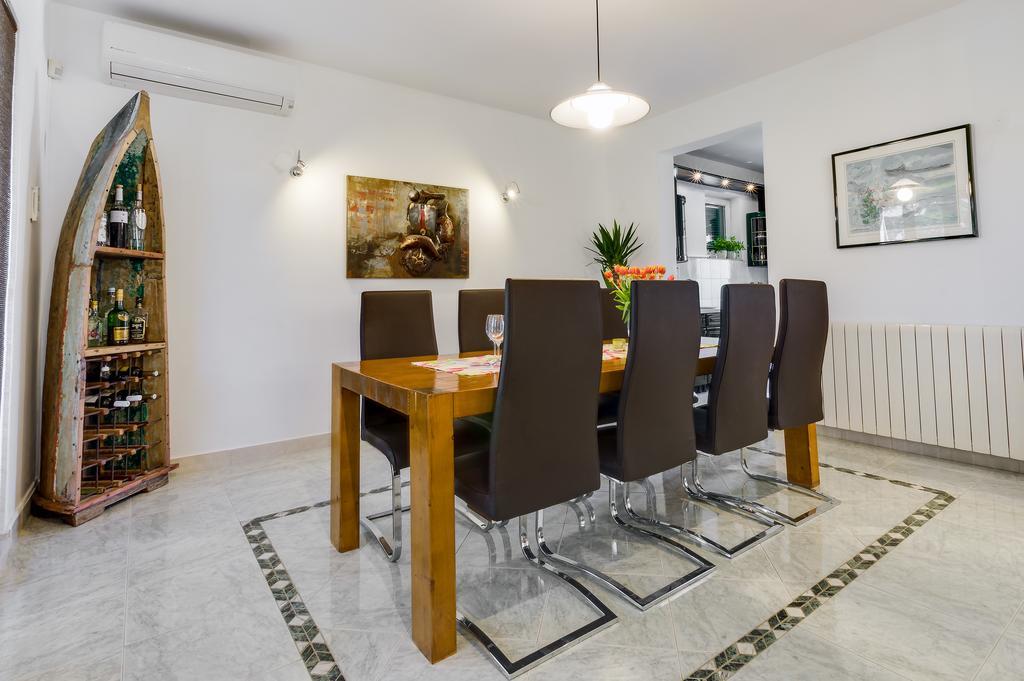 Kuca Za Odmor Kuzmanic Villa Kaštela Exterior foto