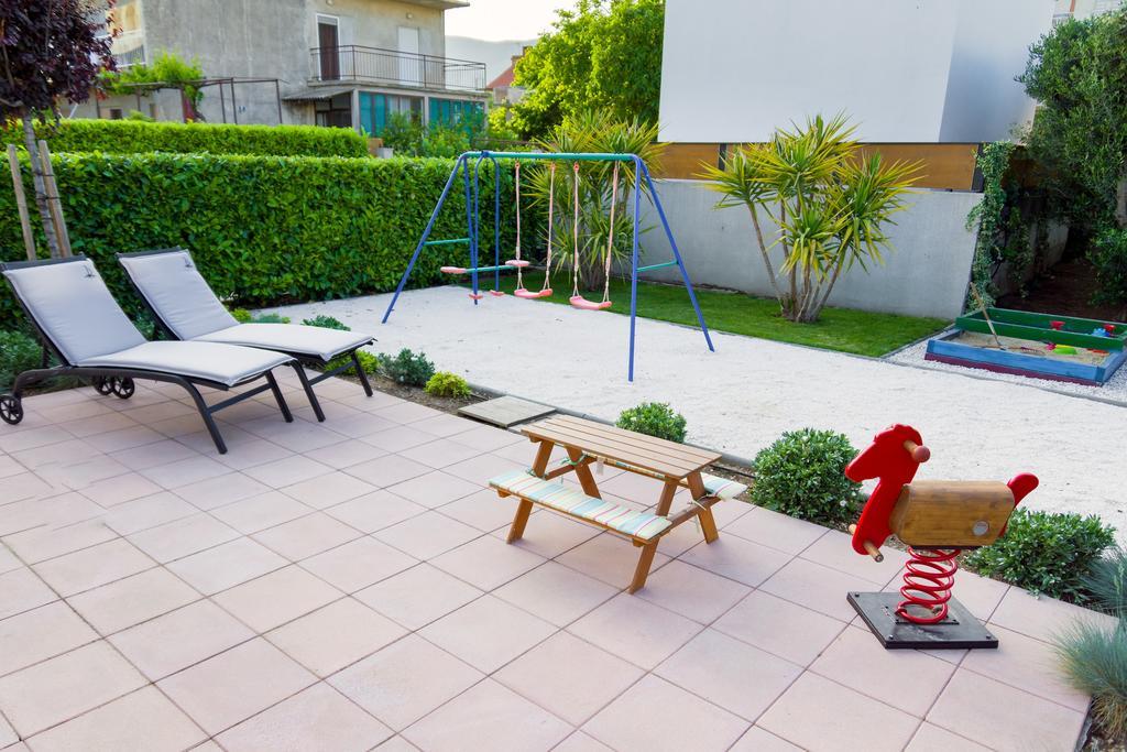 Kuca Za Odmor Kuzmanic Villa Kaštela Exterior foto